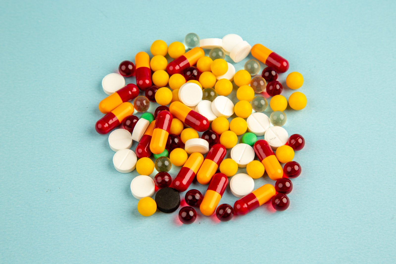 Centrum Men tablets in Pakistan